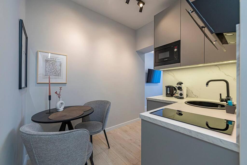 Lovely 1Bd Central Apartment By Hostlovers Kaunas Exteriér fotografie